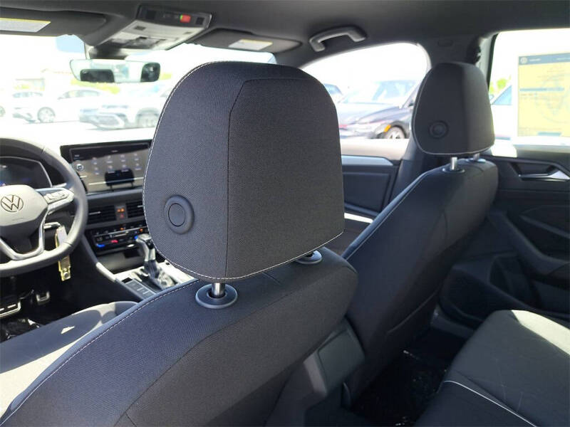 2025 Volkswagen Jetta Sport