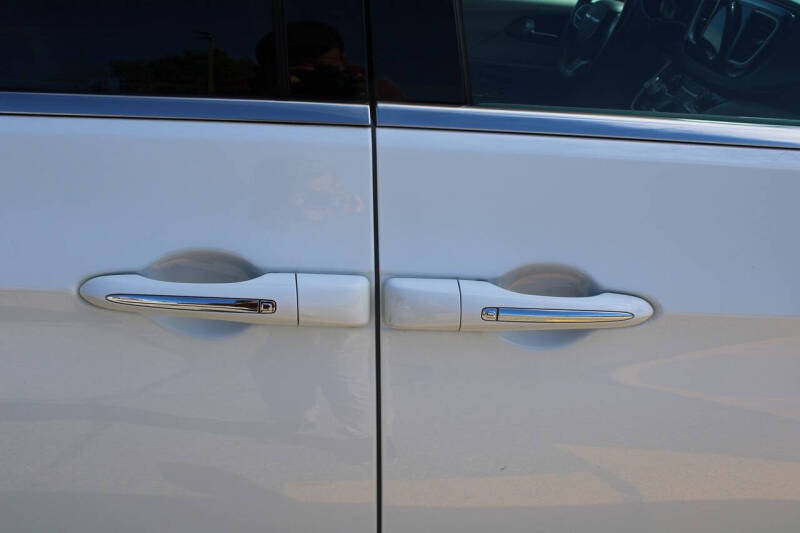 2018 Chrysler Pacifica Touring L Plus