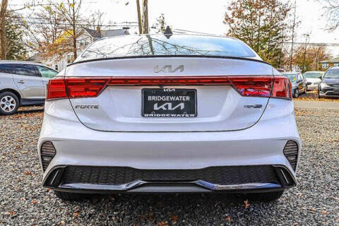 2022 Kia Forte GT Line