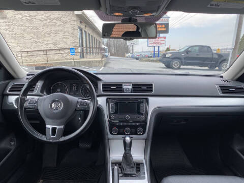 2013 Volkswagen Passat SE PZEV