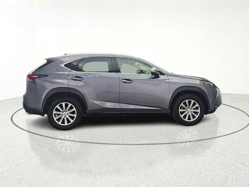 2017 Lexus NX 200t