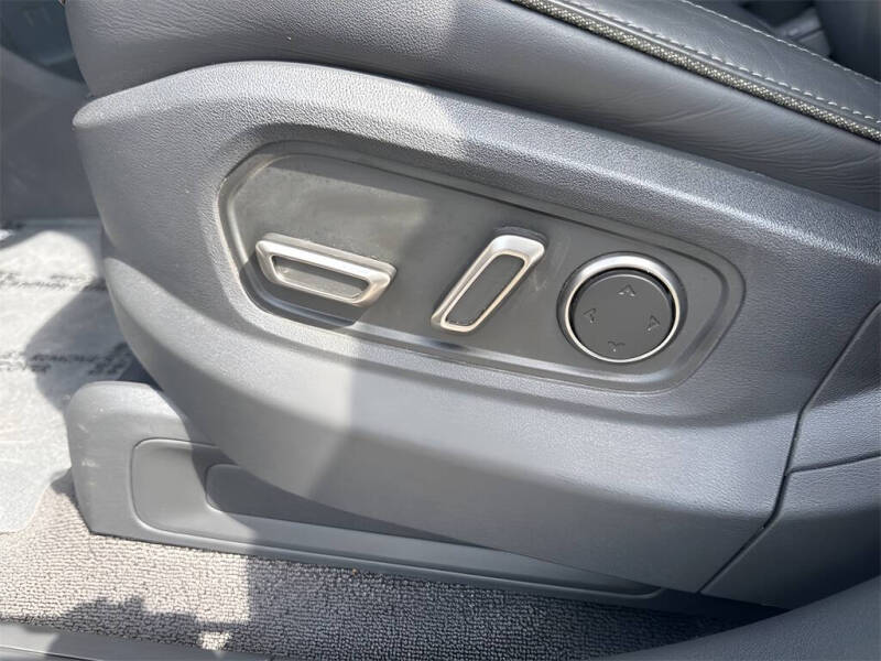 2023 Rivian R1T Adventure