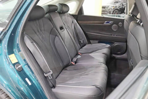 2023 Genesis Electrified G80