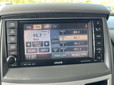 2009 Chrysler Town and Country Touring