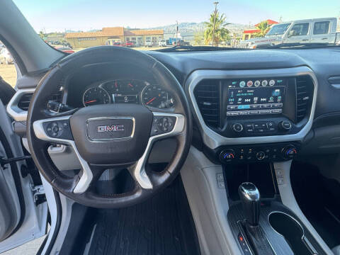 2017 GMC Acadia SLT-2