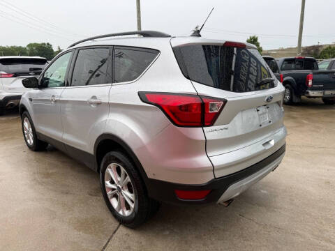 2019 Ford Escape SEL