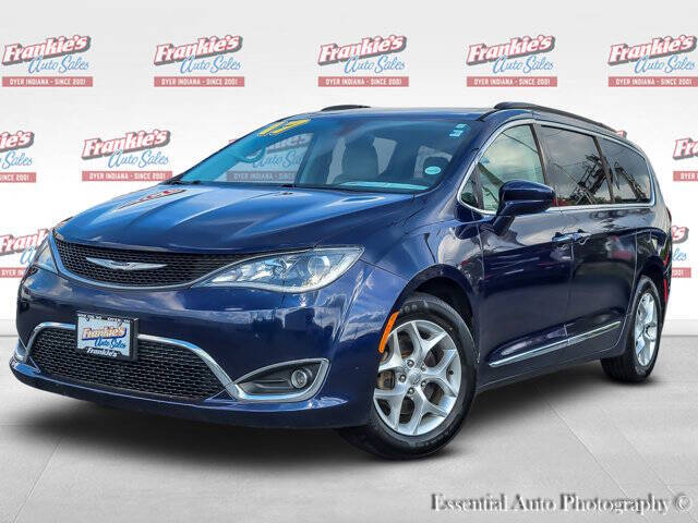 2017 Chrysler Pacifica Touring-L
