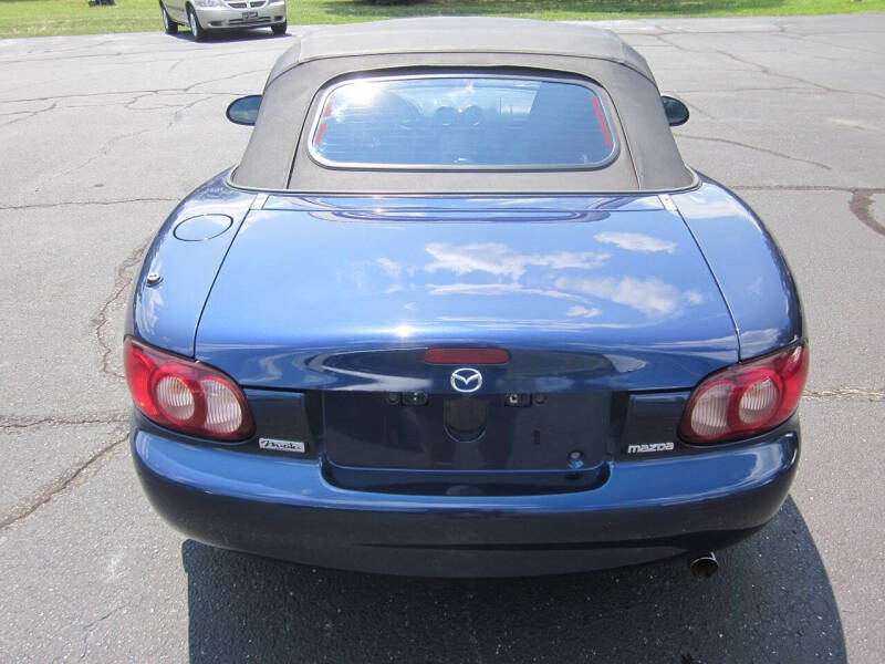 2002 Mazda MX-5 Miata LS