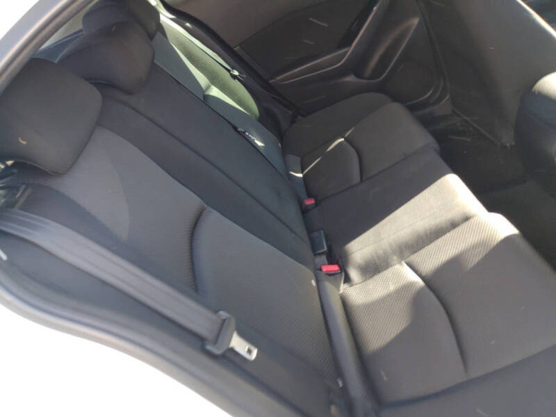 2018 Mazda MAZDA3 Sport