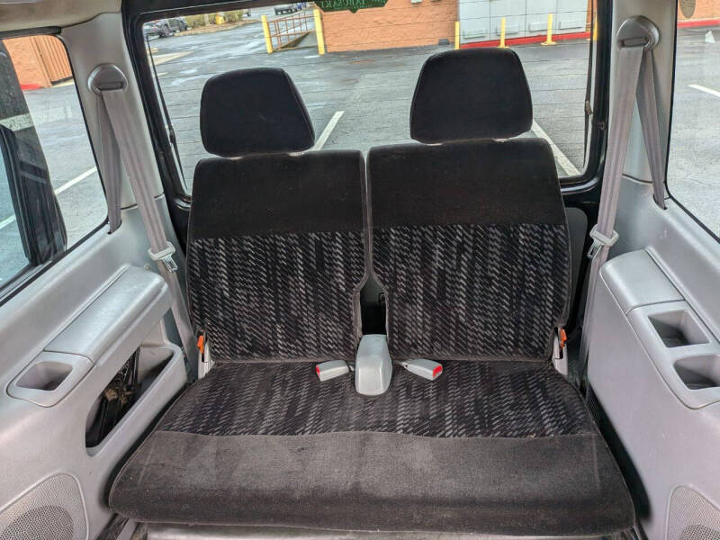 2000 Daihatsu Atrai7