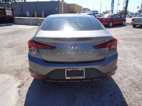 2020 Hyundai Elantra