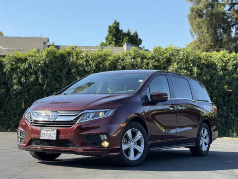2018 Honda Odyssey EX Photo