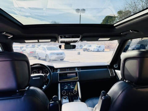 2020 Land Rover Range Rover P525 HSE