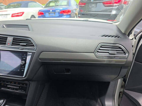 2023 Volkswagen Tiguan SE