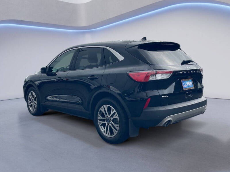 2022 Ford Escape Hybrid SEL