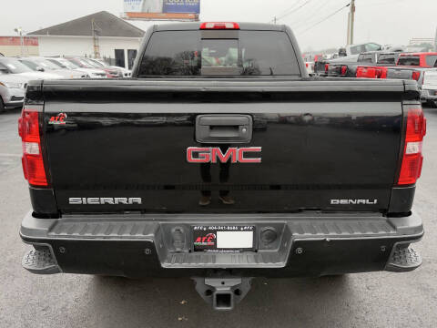 2015 GMC Sierra 2500HD Denali