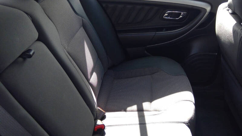 2018 Ford Taurus SEL