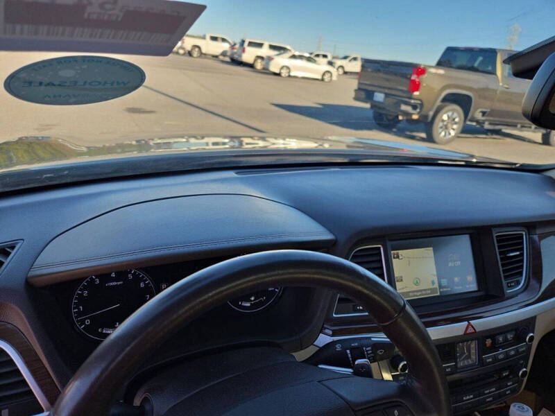 2016 Hyundai Genesis