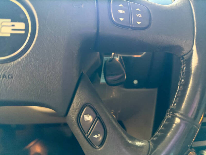 2004 HUMMER H2