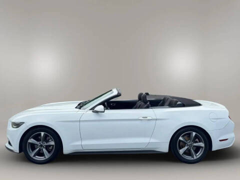 2015 Ford Mustang V6