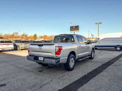2018 Nissan Titan SV