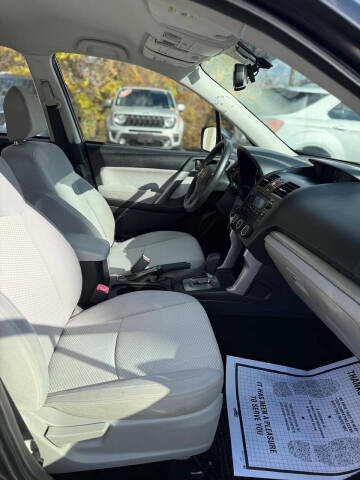 2015 Subaru Forester 2.5i