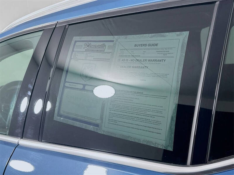 2023 Volvo XC40 B4 Plus Bright Theme