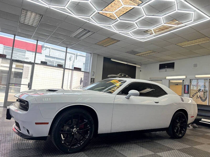 2021 Dodge Challenger SXT