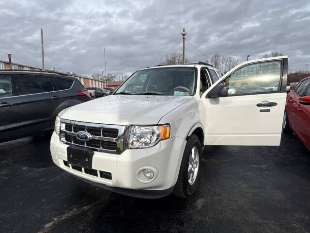 2011 Ford Escape for sale at Country Auto Sales Inc. in Bristol, VA