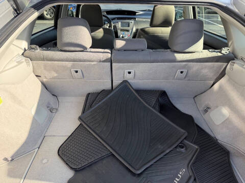 2012 Toyota Prius Plug-in Hybrid