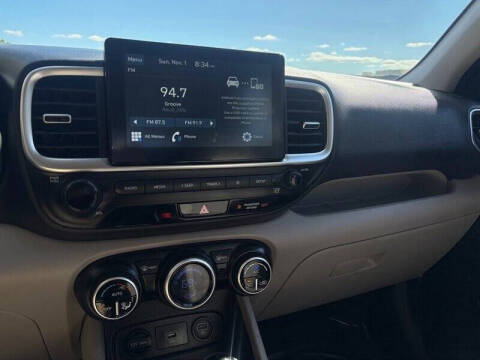 2020 Hyundai Venue SEL