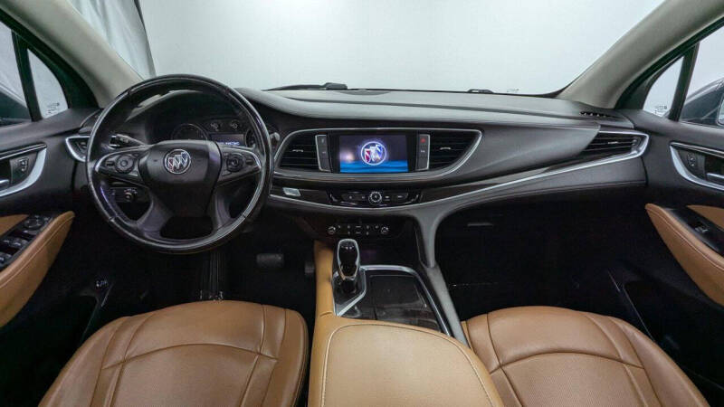 2020 Buick Enclave Essence