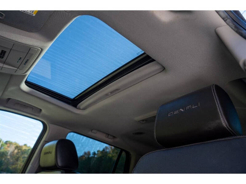 2018 GMC Yukon Denali