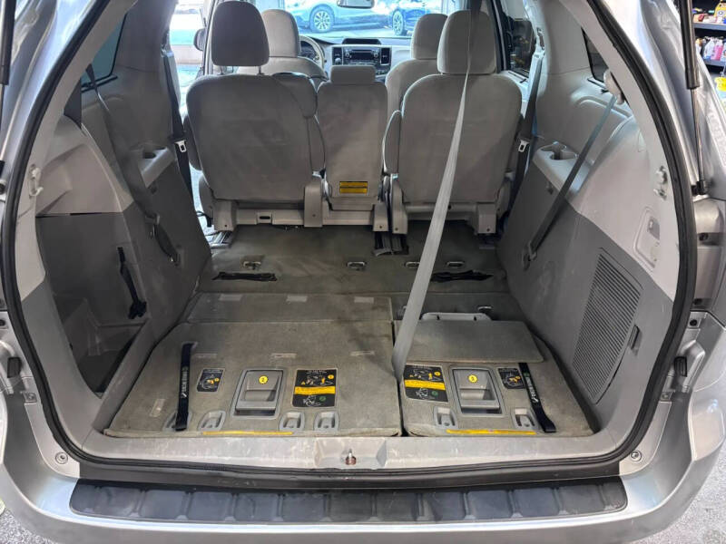 2014 Toyota Sienna