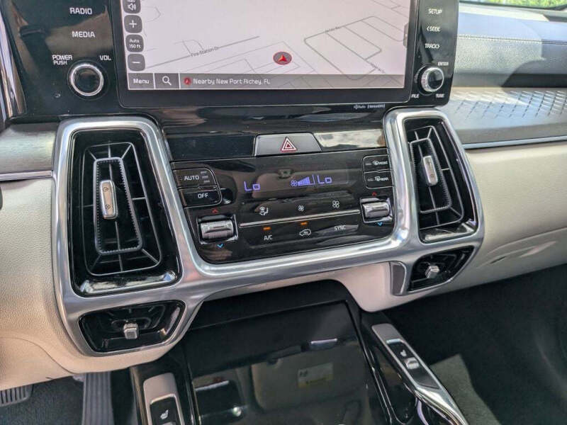 2023 Kia Sorento SX