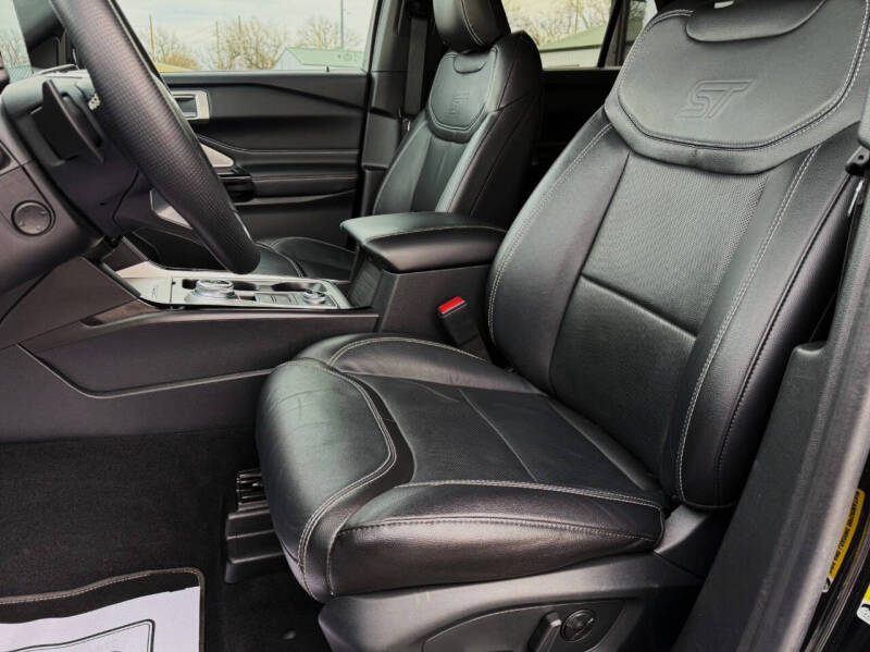 2021 Ford Explorer ST