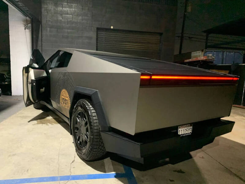 2024 Tesla Cybertruck
