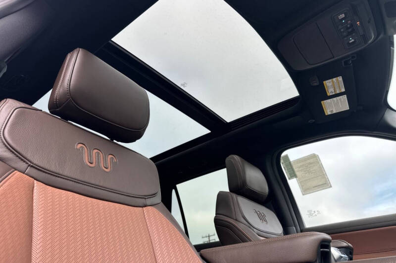 2025 Ford Expedition MAX King Ranch