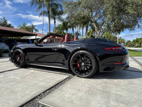 2017 Porsche 911 Carrera 4