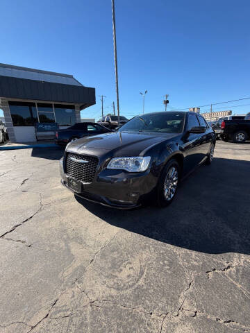 2018 Chrysler 300 S