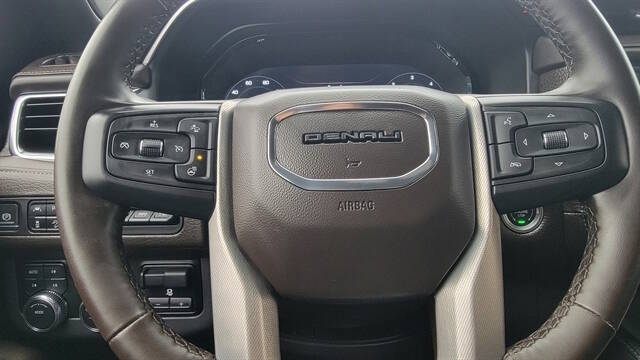 2024 GMC Yukon XL Denali