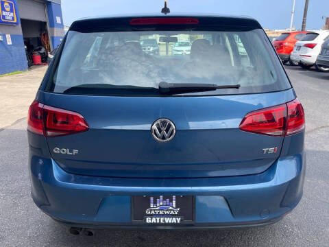 2015 Volkswagen Golf TSI SE