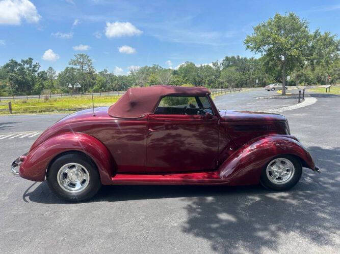 1937 Ford Cabriolet