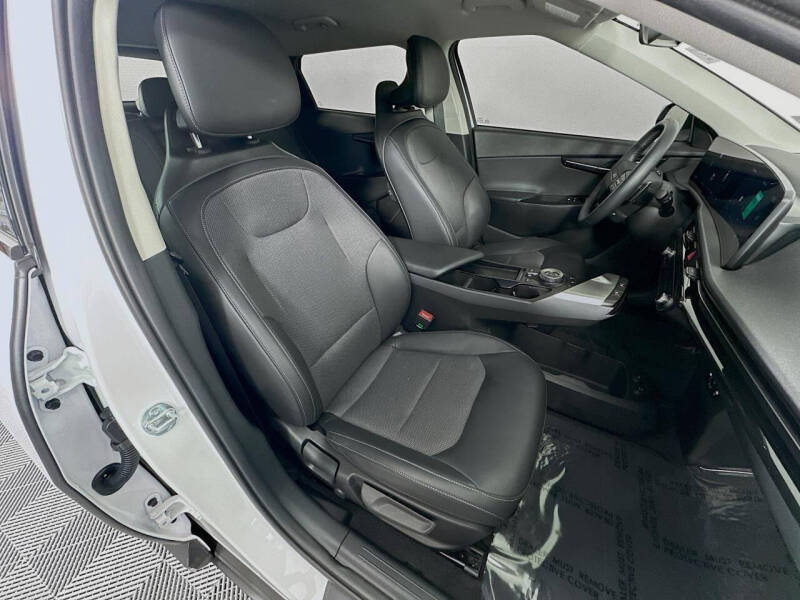 2025 Kia EV6 Light Long Range
