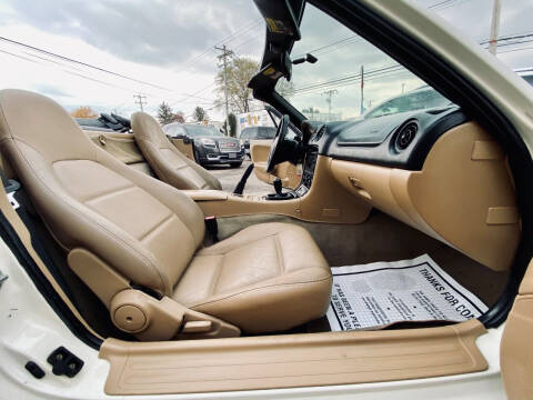 2000 Mazda MX-5 Miata LS