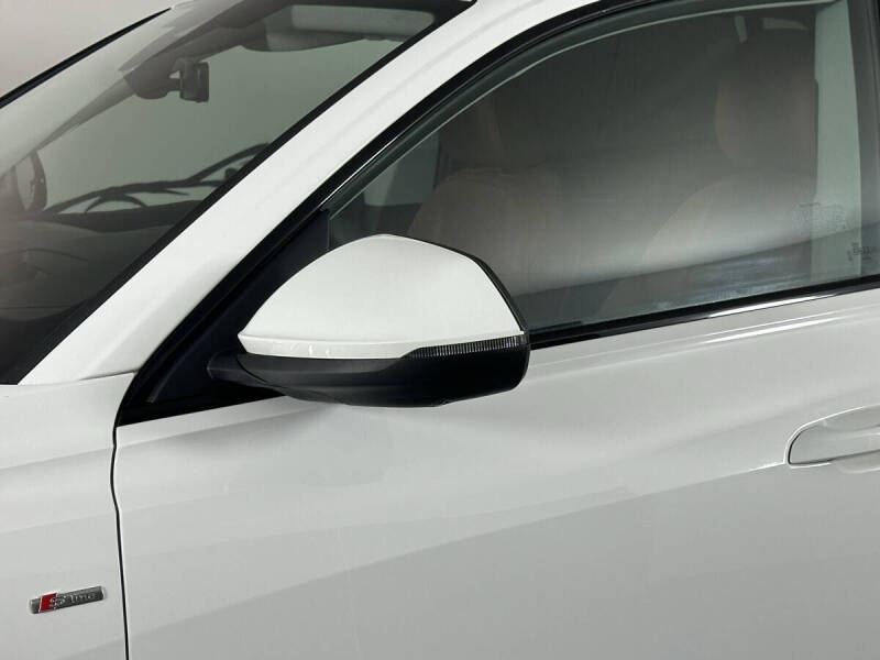 2022 Audi Q8 quattro Prestige 55 TFSI