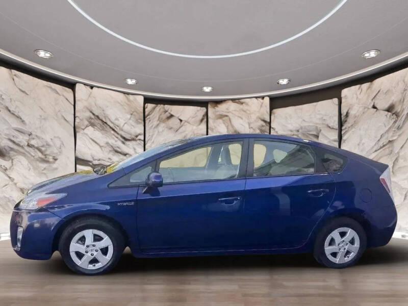 2010 Toyota Prius III