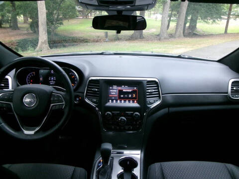 2018 Jeep Grand Cherokee Laredo