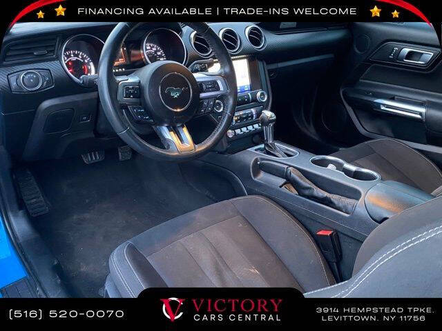 2022 Ford Mustang EcoBoost