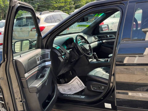 2017 Ford Explorer Sport